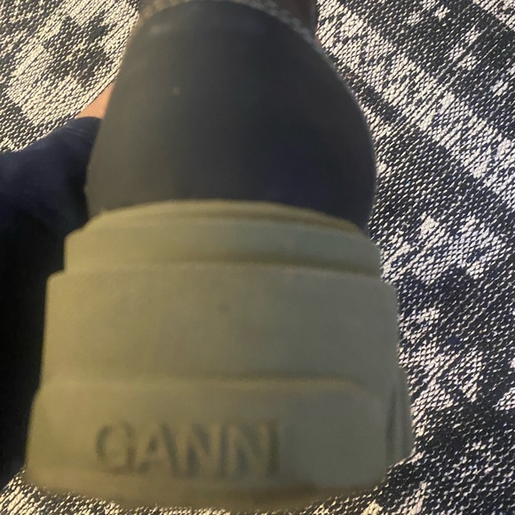 Ganni knee high Chelsea boots in black with gray sole. - Picture 6 of 9